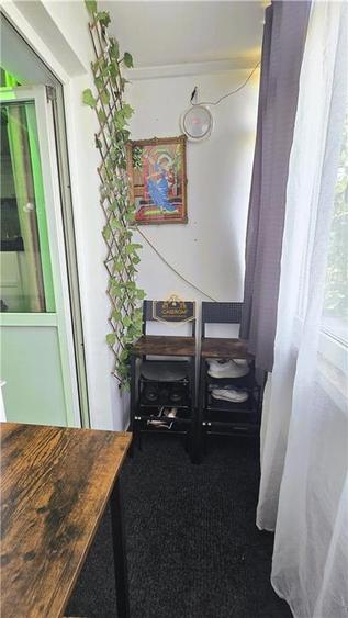 Apartament cu 2 camere semidecomandat în Botizului