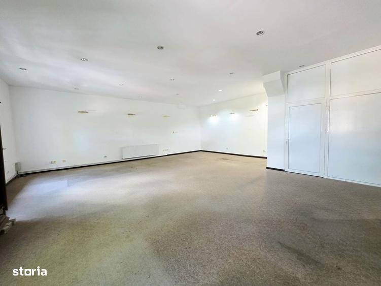 Spațiu comercial, de 163 mp, în Podu Roș
