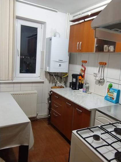 Apartament cu 3 camere decomandat în Tomis Nord