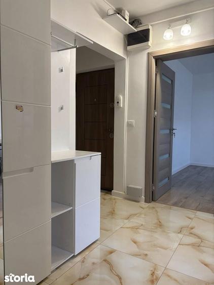 Apartament cu 3 camere decomandat în Mazepa 2