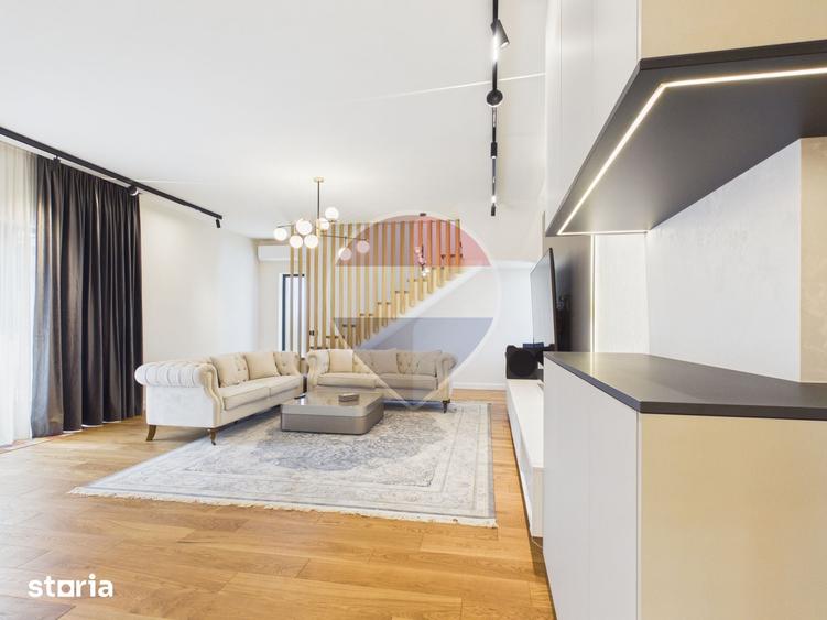 Casă cu 5 camere cu Teren 417 Mp în Corbeanca