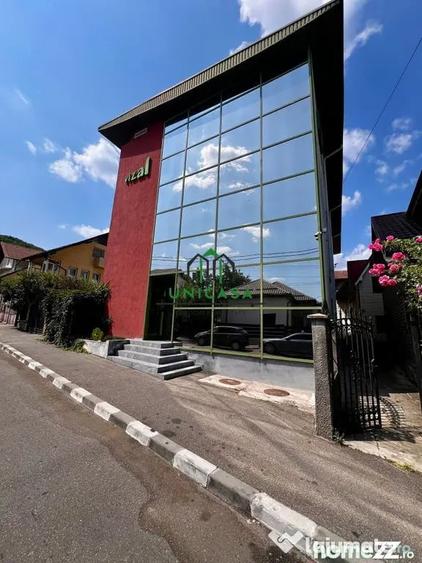 Spațiu comercial, de 151 mp, în Central