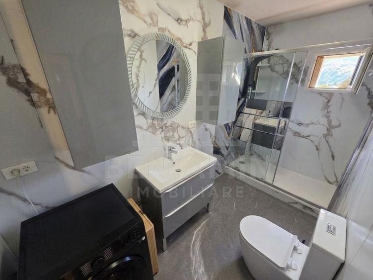 Apartament cu 3 camere semidecomandat, mobilat în Noua