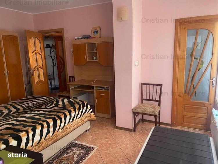 Apartament cu 4 camere în Hipodrom