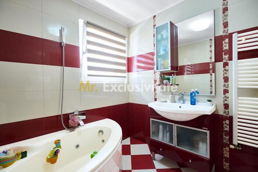 Apartament cu 4 camere decomandat în Eremia