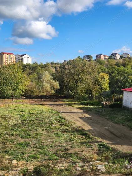 Teren de 2000 mp, în Central
