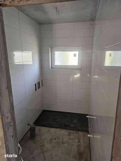 Casă cu 4 camere cu Teren 1418 Mp în Săcălaz