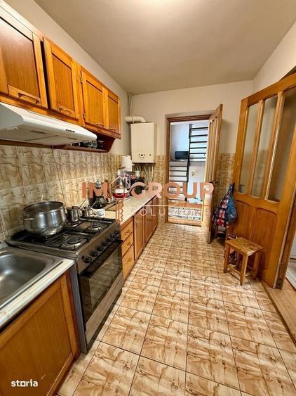 Casă cu 3 camere cu Teren 1481 Mp în Strugurilor