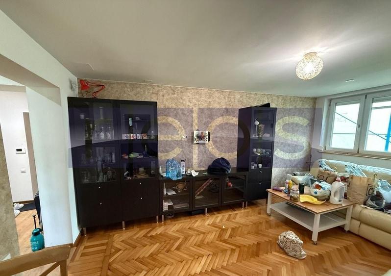 Apartament cu 4 camere, mobilat în Titan