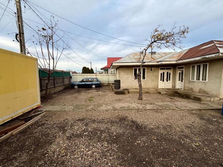 Spațiu comercial, în Matca
