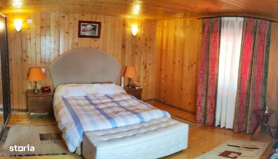 Casă cu 4 camere în Gura Siriului