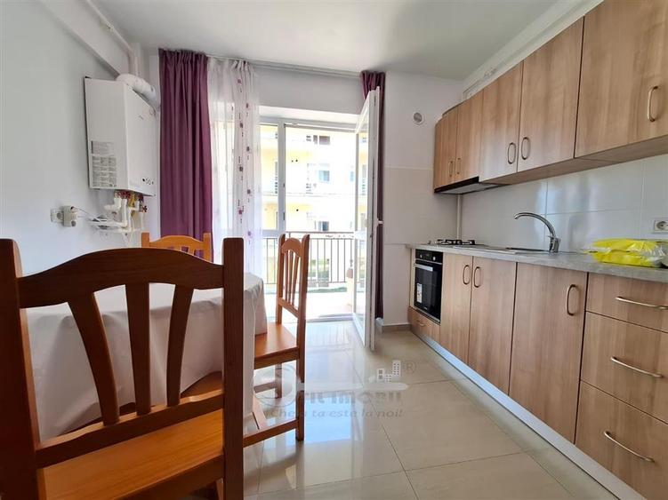 Apartament cu 2 camere semidecomandat, mobilat în Aeroport