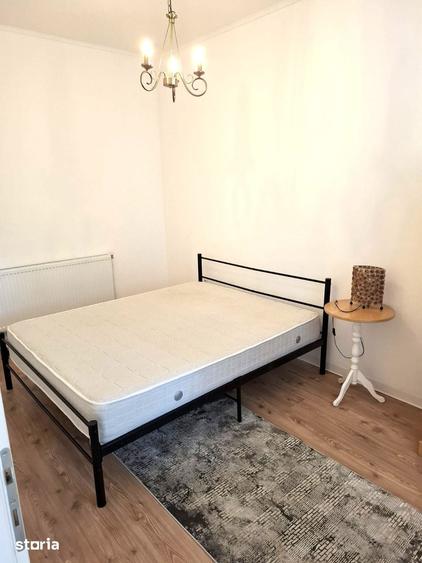 Casă cu 3 camere cu Teren 100 Mp în Central