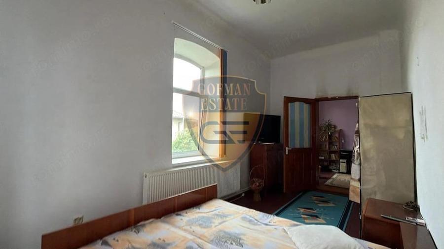 Casă cu 4 camere cu Teren 1025 Mp în Lumina
