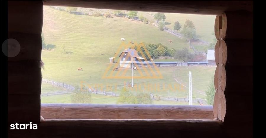 Casă cu 4 camere cu Teren 29000 Mp în Central