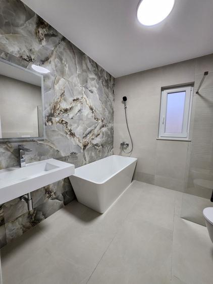 Casă cu 4 camere cu Teren 540 Mp în Central