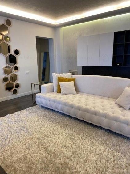 Apartament cu 2 camere semidecomandat, mobilat în Tineretului