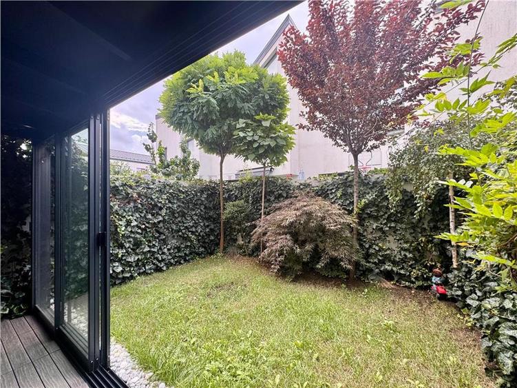 Casă cu 5 camere cu Piscina în Pipera