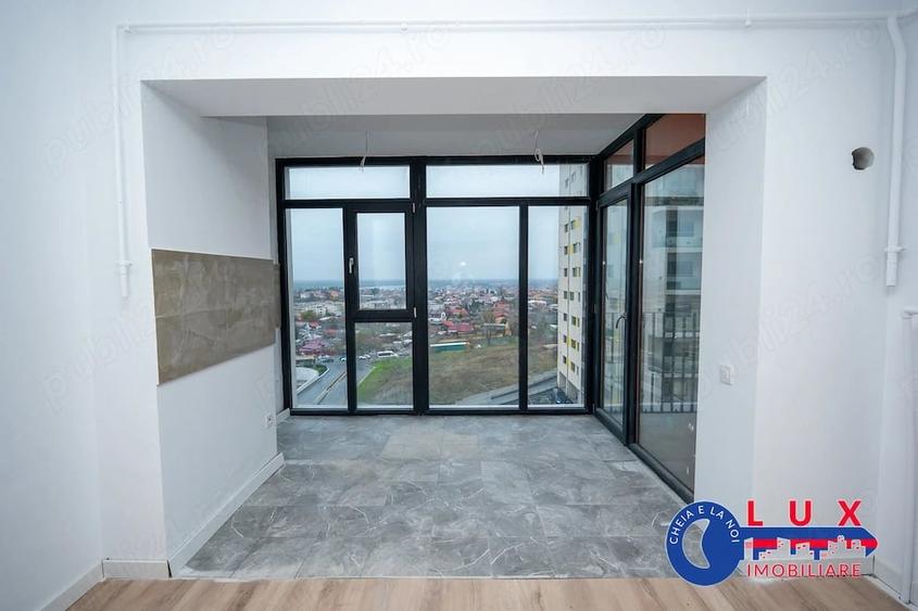 Apartament cu 2 camere decomandat în E3