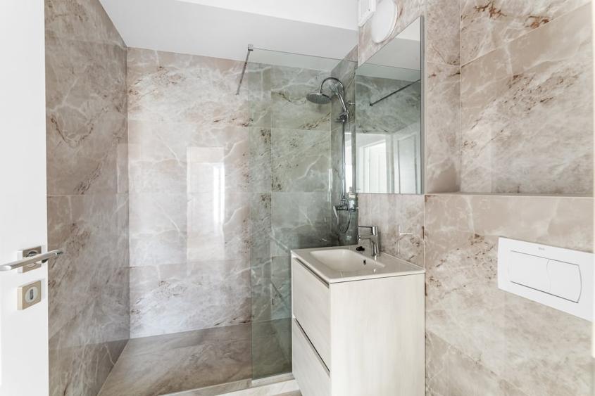 Apartament cu 2 camere decomandat în Mamaia