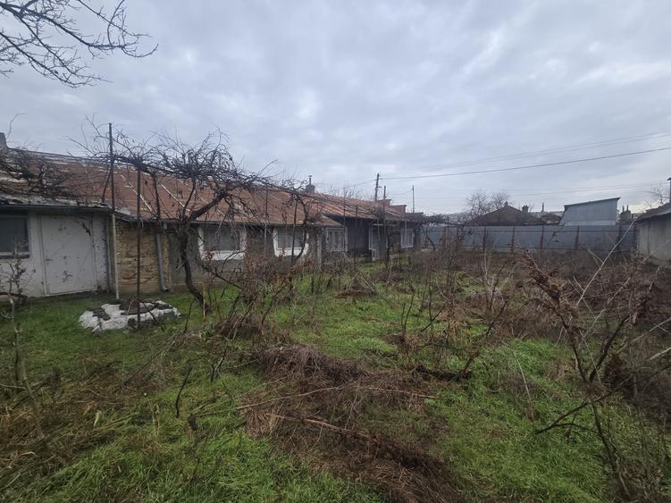 Teren Construcții intravilan de 528 mp, în Buzaului