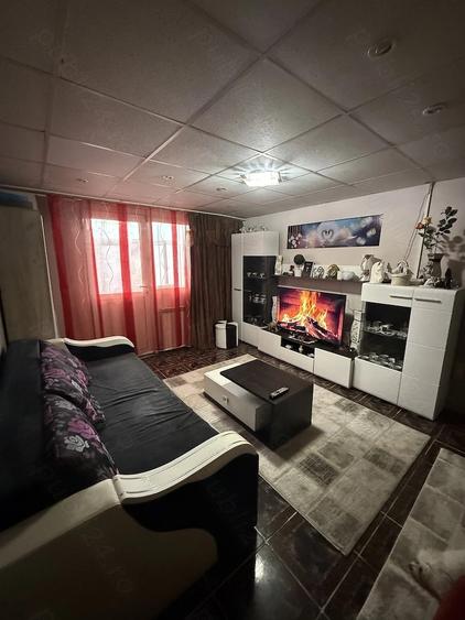 Apartament 2 camere, etaj 1, Micro 4 centrala proprie, balcon inchis, mobilat - Lugoj - 1