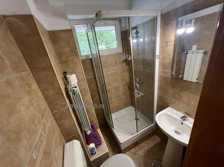 Apartament cu 2 camere semidecomandat în Armeneasca