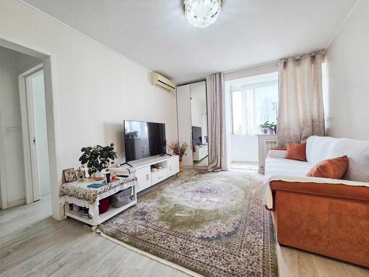 Apartament cu 2 camere semidecomandat în Gara de Nord