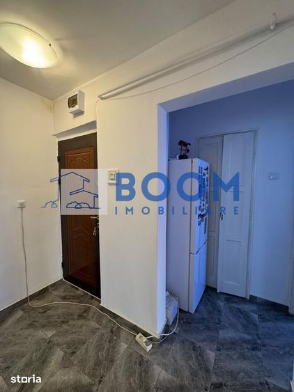 Apartament cu 3 camere decomandat în Ostroveni
