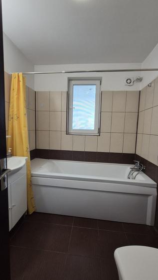 Apartament semidecomandat în Florești