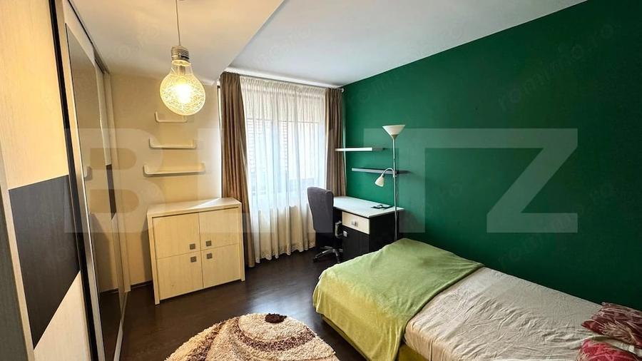 Apartament cu 3 camere decomandat în Ultracentral