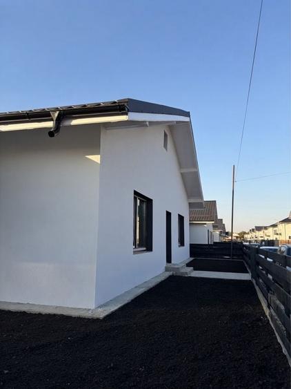 Casă cu 3 camere în Joița