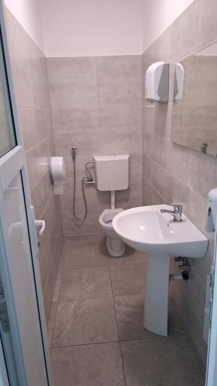 Spațiu comercial, de 33 mp, în Central