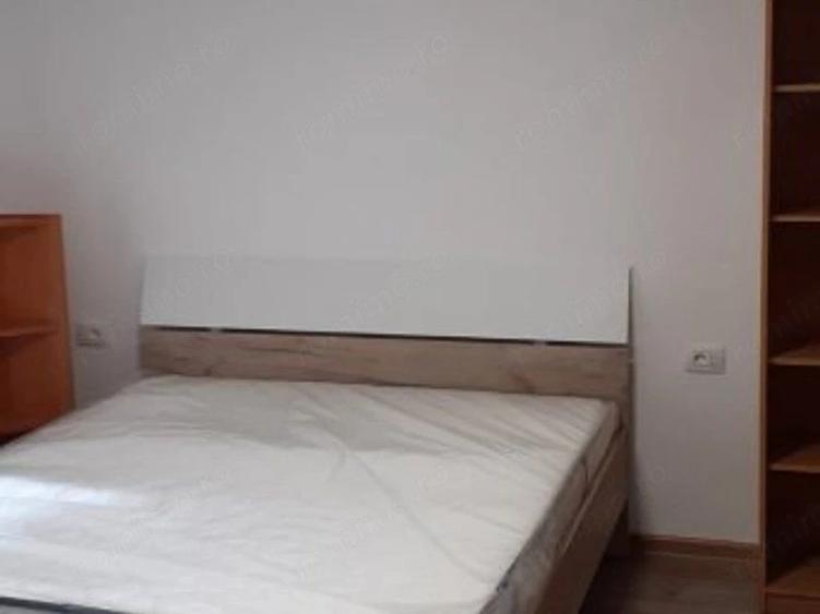 Garsonieră decomandată în Gării