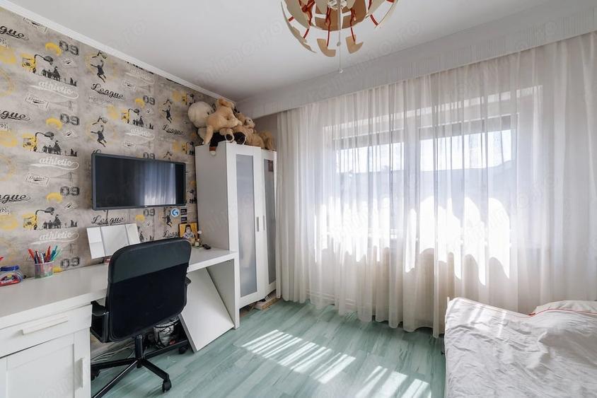Apartament cu 2 camere semidecomandat în Prundu
