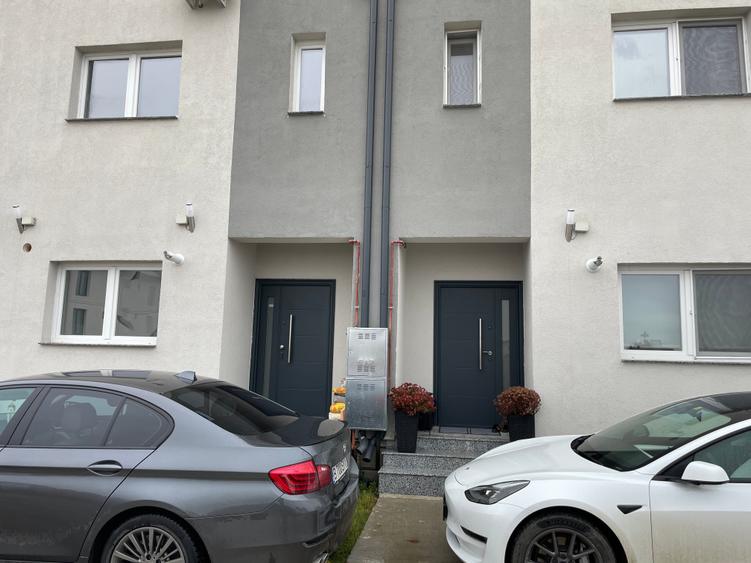 Casă cu 3 camere cu Teren 132 Mp în Nord