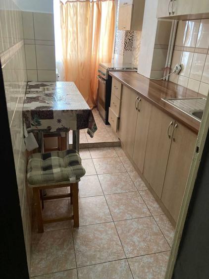 Apartament cu 2 camere decomandat în Exterior Vest