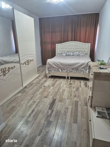 Apartament cu 3 camere în Colentina