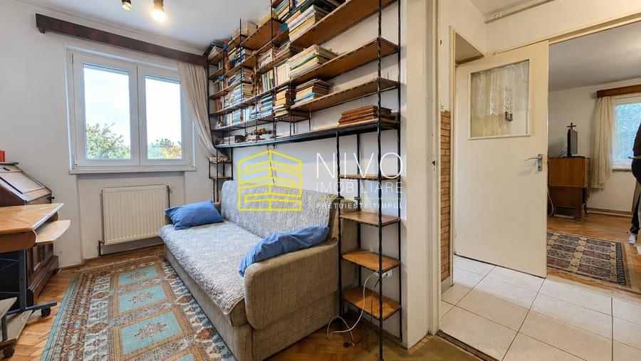Apartament cu 3 camere semidecomandat, mobilat în Tudor