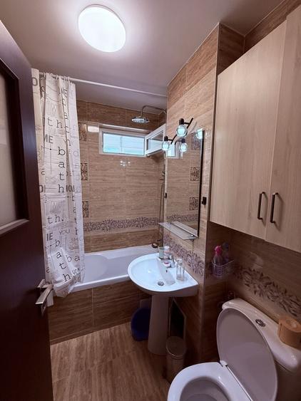 Apartament cu 2 camere decomandat în Dosu Bricii