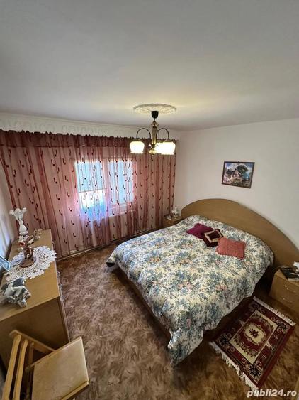 Se vinde apartament cu 3 camere, situat in Comane?ti, Bacau, etaj 4. - 6