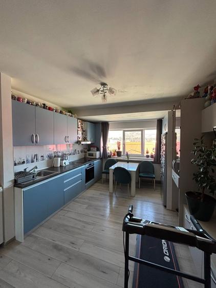 Apartament cu 2 camere semidecomandat, mobilat în Florești — fotografia 1
