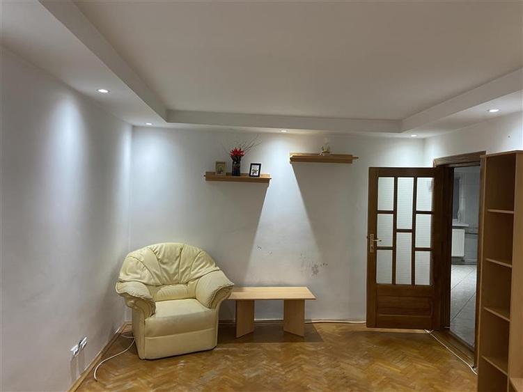 Apartament cu 2 camere decomandat, mobilat în Ultracentral