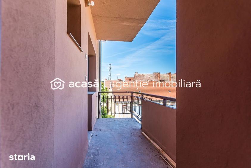 Apartament cu 4 camere decomandat în Ultracentral