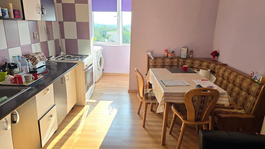 Apartament cu 2 camere decomandat în Trident — fotografia 1
