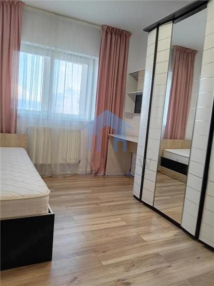Apartament cu 4 camere decomandat, mobilat în Mărăști