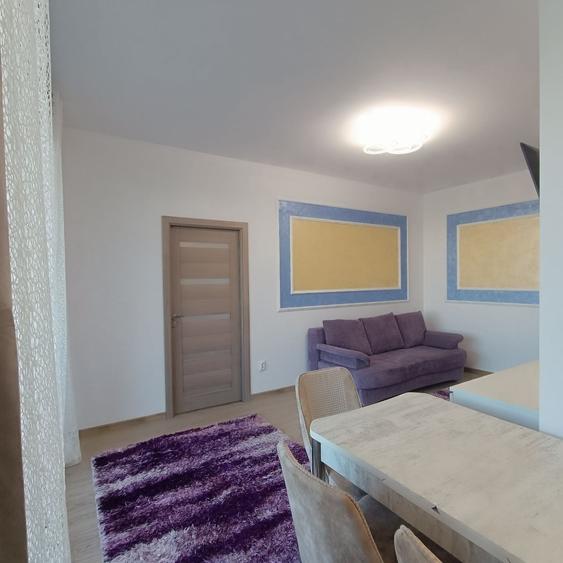 Apartament cu 2 camere decomandat în Florești