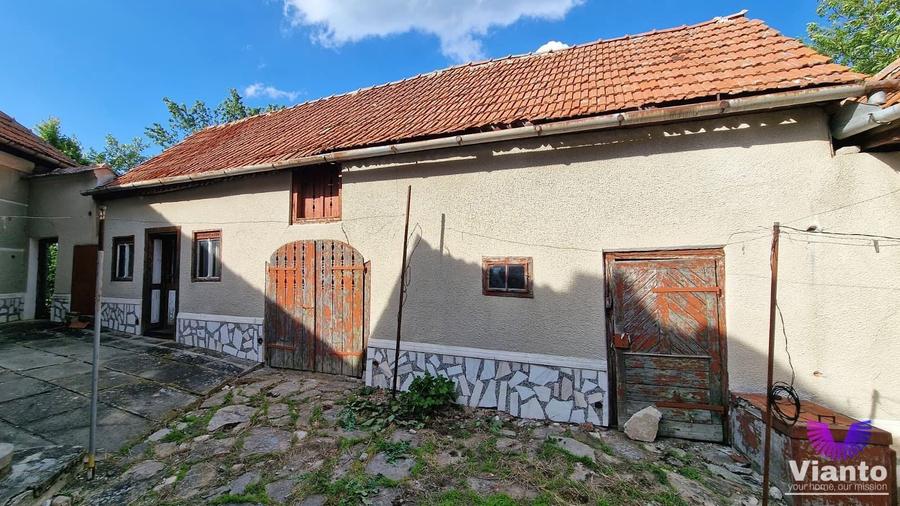 Casă individuală cu 3 camere cu Canalizare în Poiana Sibiului