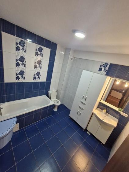 Apartament cu 2 camere decomandat în Exterior Vest