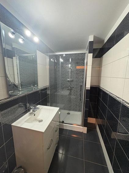 Proprietar, Apartament 2 camere, Calea 13 Septembrie-Prosper, et.1 8 - 2